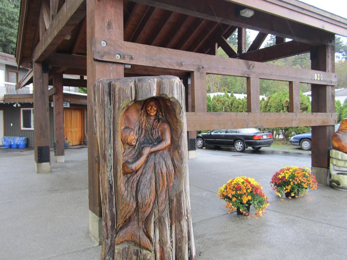 Big Rock Motel Campbell River Bagian luar foto
